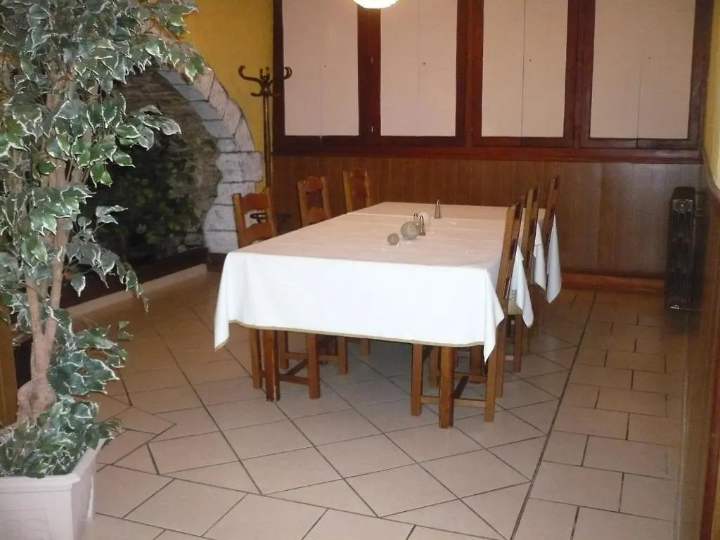 Hotel Bon Accueil Oyonnax 3*,